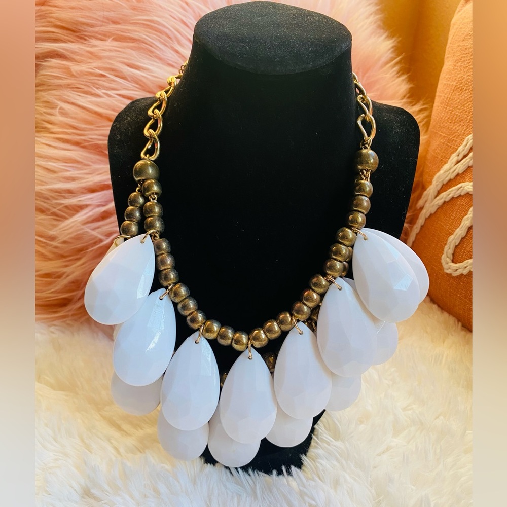 White Vintage Necklace